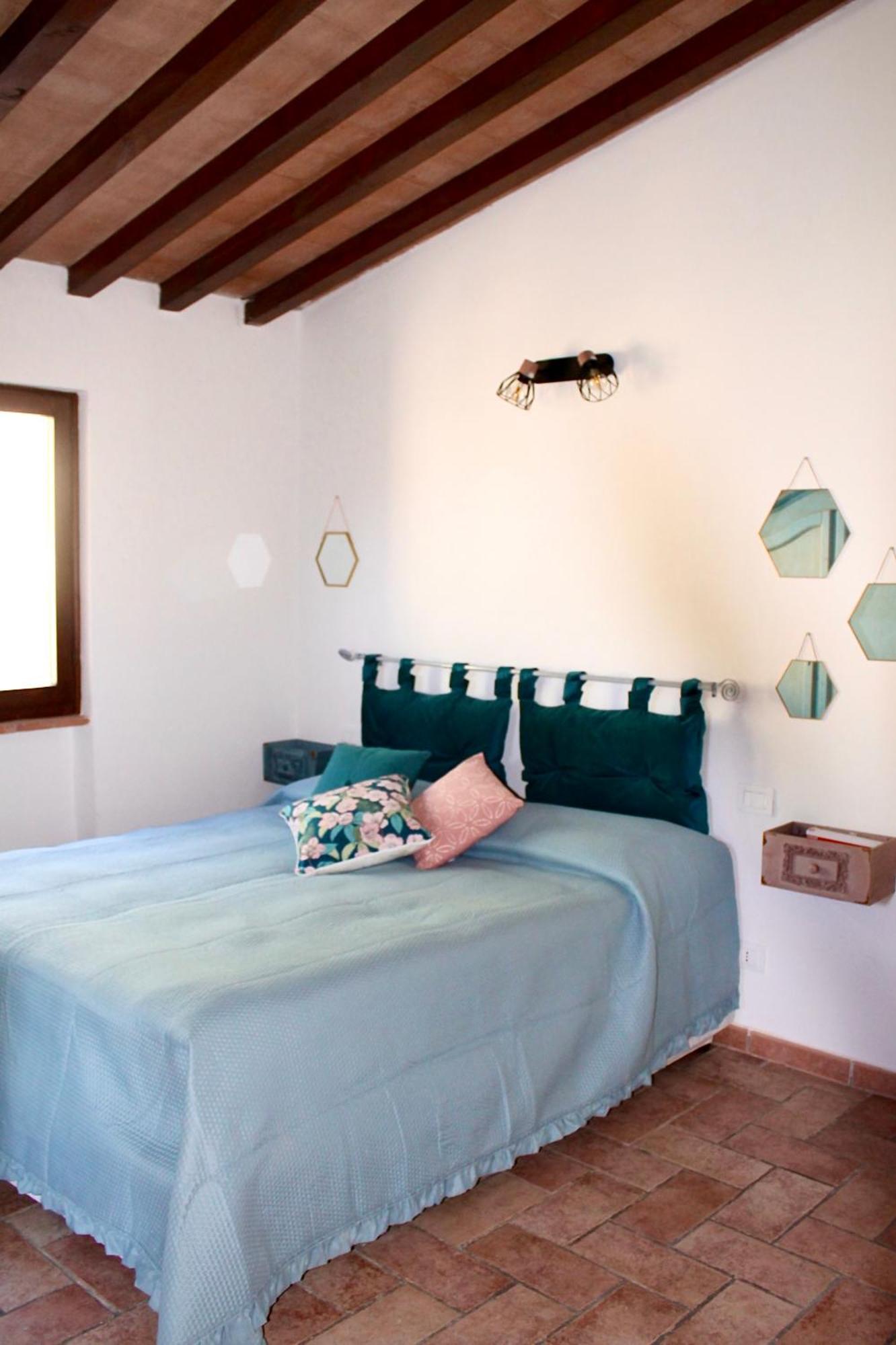 Agriturismo Suite Del Conte San Vincenzo Habitación foto